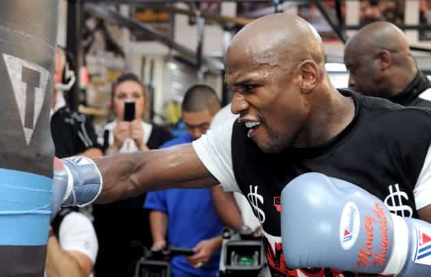 Live: Floyd Mayweather Media Workout Video