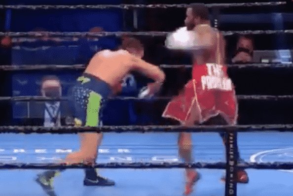 Adrien Broner Edges Jovanie Santiago In First Fight Since 2019 (Highlights)