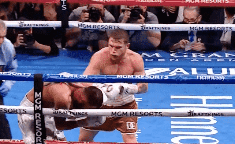 Canelo Alvarez Knocks Out Caleb Plant, Unifies Super Middleweight Division (Highlights)