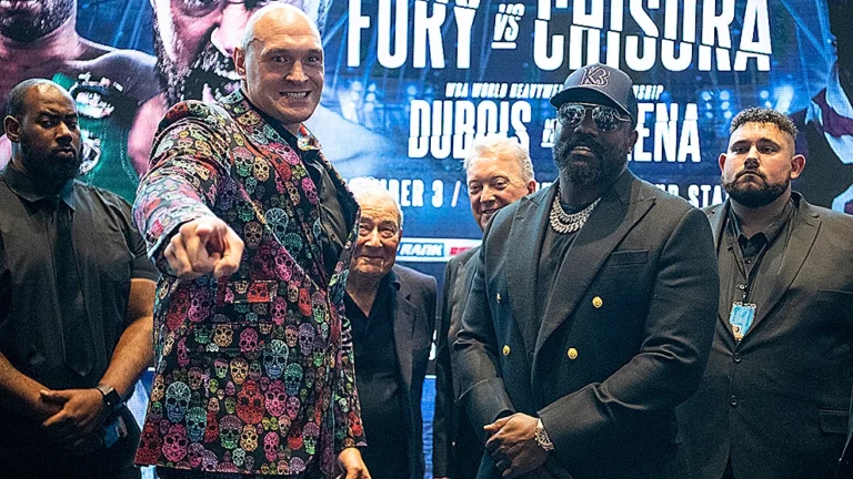 Derek Chisora Claims Him And Tyson Fury Have Agreed To Go To War In The Middle Of The Ring